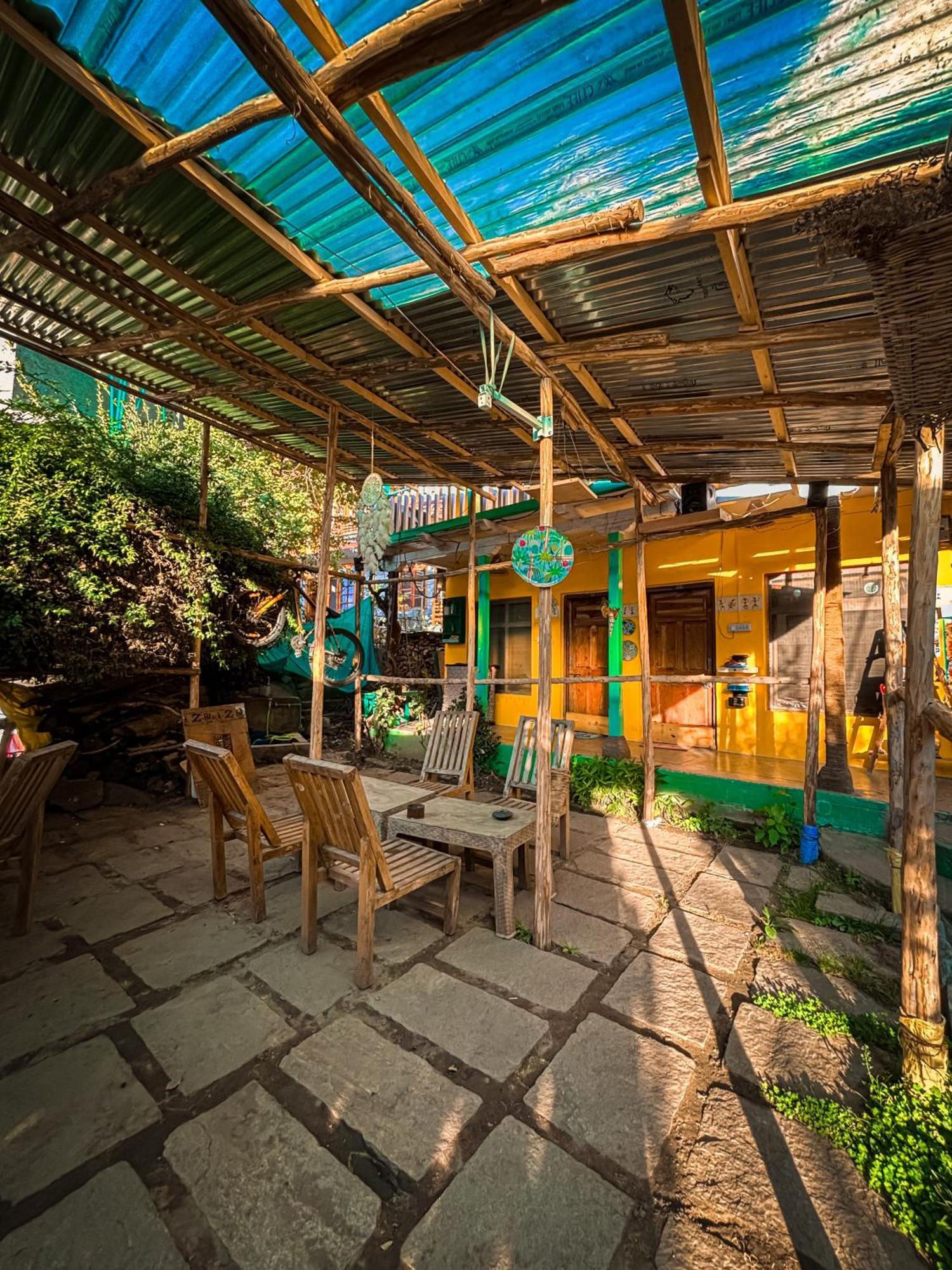 Yaarana Stay & Cafe, Vashisht, Manali 외부 사진